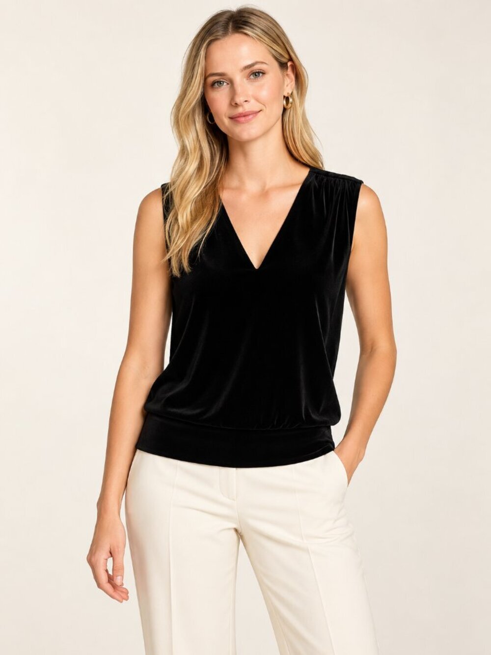 NWT White House Black Market Sleeveless V Neck Banded Velvet Top XXS #WHBM75